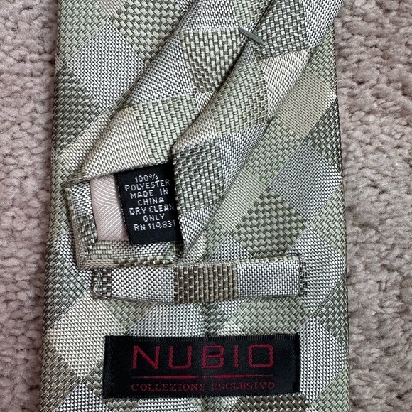 EUC Bundle of 3 Ties - Picture 7 of 7